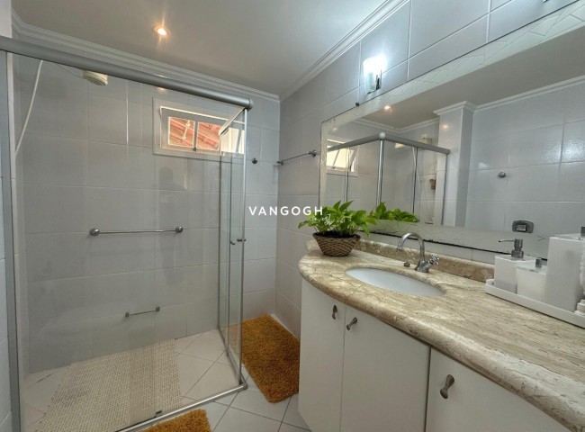 Casa 3 dormitórios , Centro - Balneário Camboriú