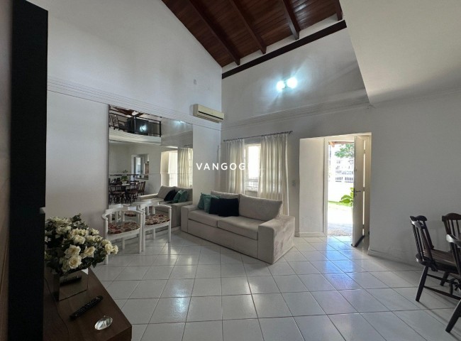 Casa 3 dormitórios , Centro - Balneário Camboriú