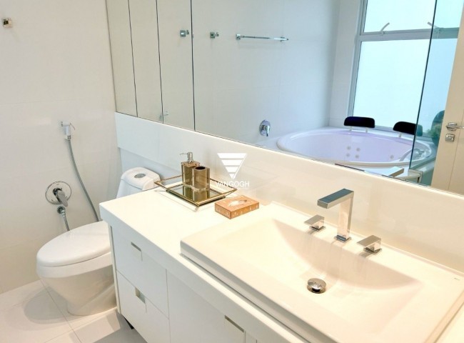 Apartamento 4 dormitórios Solar Gonçalves, Barra Norte - Balneário Camboriú