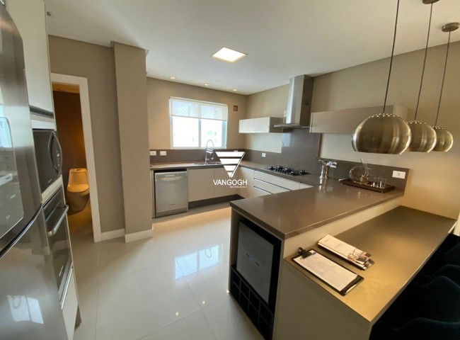 Apartamento 4 dormitórios Solar Gonçalves, Barra Norte - Balneário Camboriú