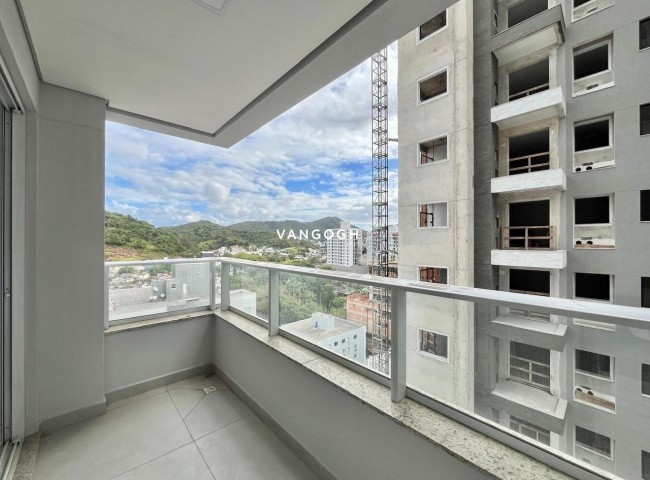 Apartamento 2 dormitórios Duo Praia Brava