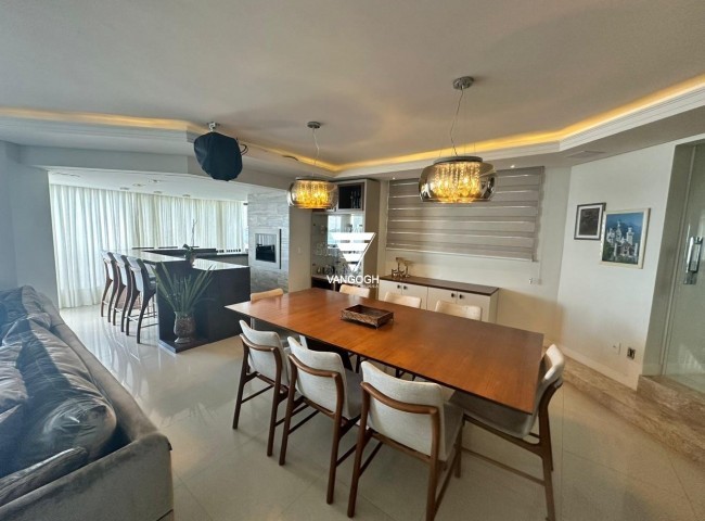 Apartamento 4 dormitórios Nina Schurmann, Frente Mar - Balneário Camboriú