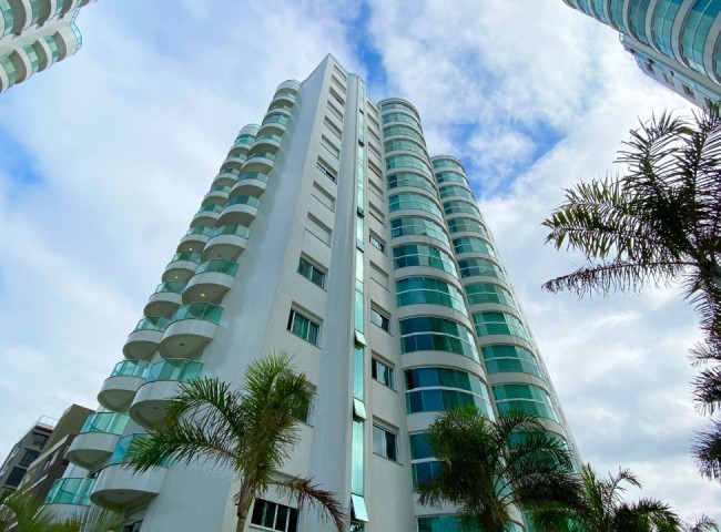 Apartamento 3 dormitórios Brava Beach Reserva Aroeira, Praia Brava - Itajaí