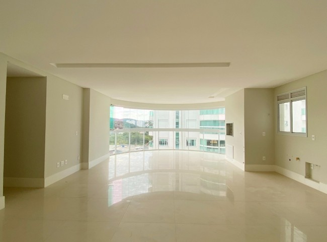 Apartamento 3 dormitórios Brava Beach Reserva Aroeira, Praia Brava - Itajaí