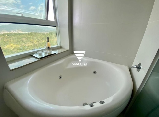 Apartamento 3 dormitórios Marina Beach Towers