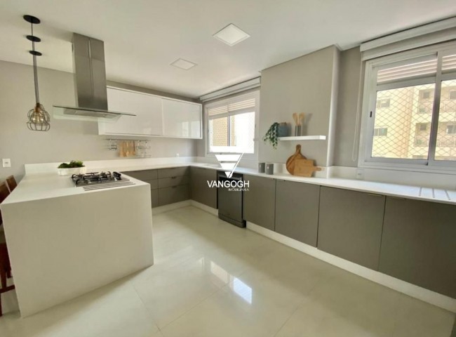 Apartamento 3 dormitórios Marina Beach Towers