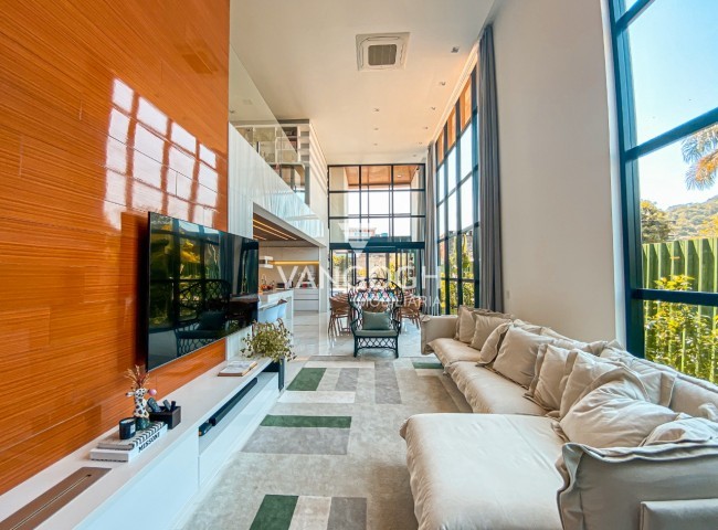 Casa em Condomínio 3 dormitórios Brava Horizontal, Praia Brava - Itajaí