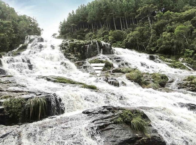 Casa em Condomínio 4 dormitórios Costa da Serra, Invernadinha - Rancho Queimado