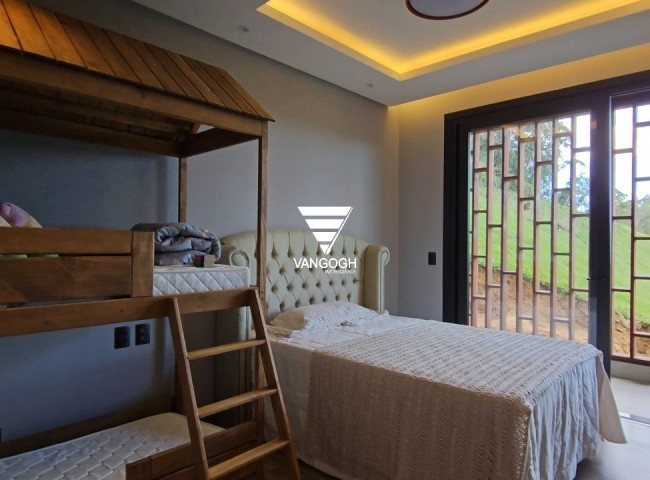 Casa em Condomínio 4 dormitórios Costa da Serra, Invernadinha - Rancho Queimado