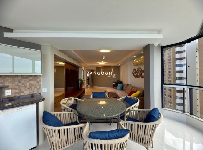 Apartamento 3 dormitórios Edifício Lago Moggiore