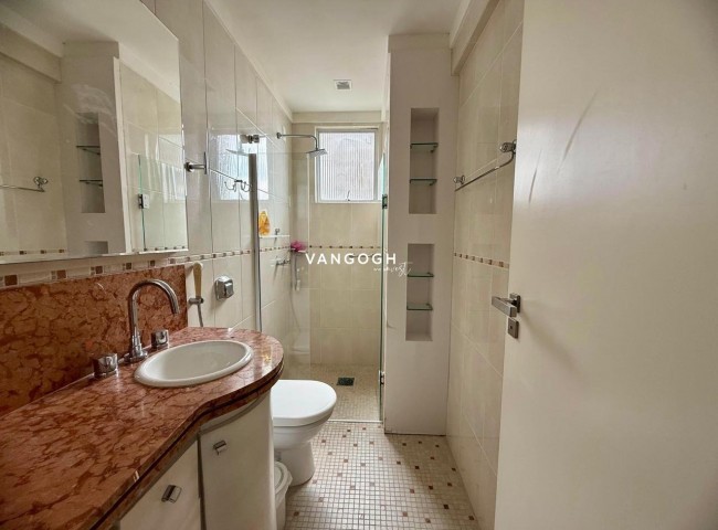 Apartamento 3 dormitórios Edifício Lago Moggiore